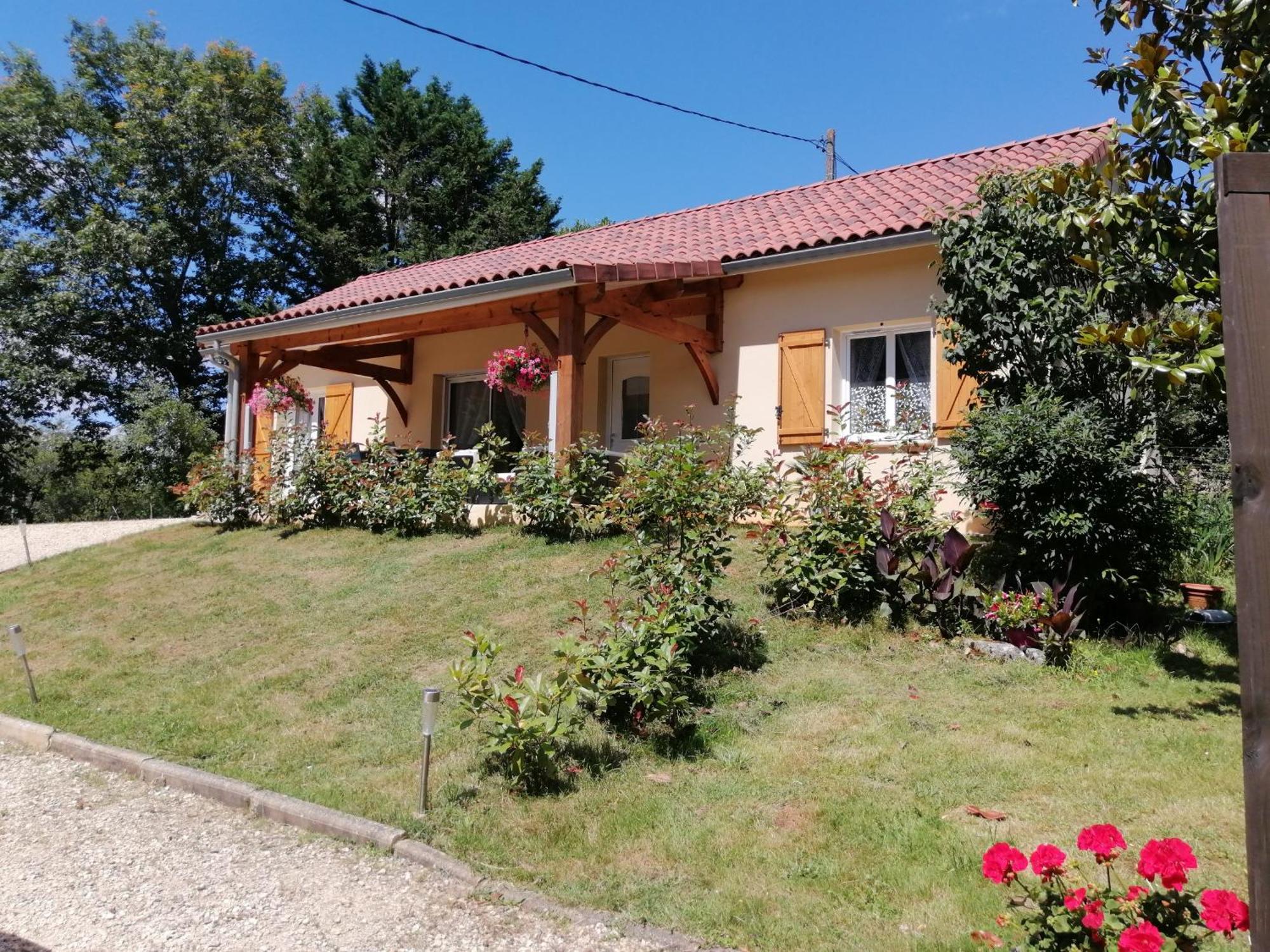 L'Esquirou Du Secadou Villa Castels Exterior photo